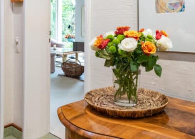 Diele zum freistehenden Architektenbungalow mit fantastischer Fernsicht in bester Randlage von Düsseldorf-Angermund
