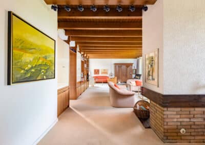 Durchgang zum Wohnbereich zum freistehenden Architektenbungalow mit fantastischer Fernsicht in bester Randlage von Düsseldorf-Angermund