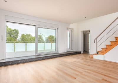 Maisonette-Loftwohnung mit Dachterrasse und eigenem Gartenanteil im grünen Duisburg-Mündelheim zur Miete