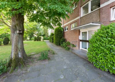 Hausansicht der Wohnanlage mit der Erdgeschosswohnung in Büderich zum Kauf
