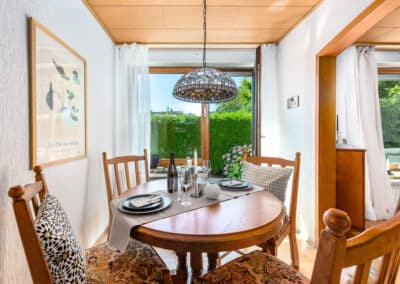 Essbereich zum einseitig angebauten Bungalow mit ausbaufähigem Dachgeschoss in Gladbeck-Rosenhügel