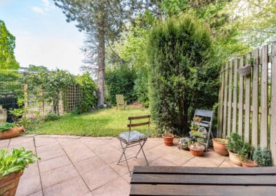 Garten mit Terrasse in guter Lage von Düsseldorf-Kaiserswerth