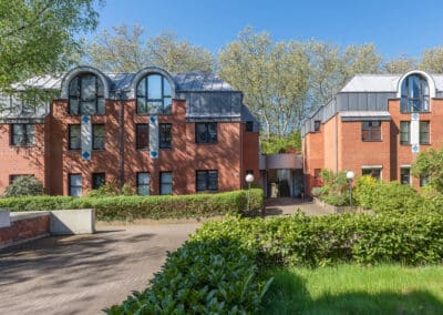 Ansprechende Häuser, Wohnanlage Duisburg, dreiviertel