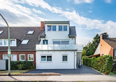 Maisonette-Loftwohnung mit Dachterrasse und eigenem Gartenanteil im grünen Duisburg-Mündelheim zur Miete
