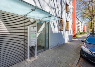 schöner Hauszugang, Wohnung im Duisburger Innenhafen