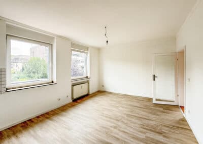 Wohnküche zur großzügigen 2,5-Zimmerwohnung mit Loggia und Balkon in bester Lage von Duisburg-Duissern