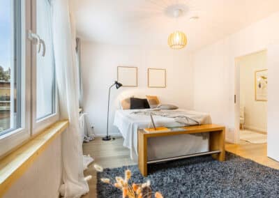 Schlafzimmer zur hochwertigen Eigentumswohnung im 1. OG Duisburg-Dellviertel, Immobilien in Duisburg