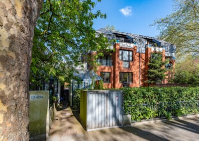 Ansprechende Architektur der Architekturfabrik Aachen aus 1984