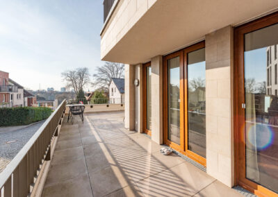 Weitläufige Terrasse mit viel Stellfläche in bester Lage am Duisburger Kaiserberg