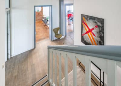Altbaucharme in der Bestandsimmobilie im Duisburger Wasserviertel, direkt am Innenhafen gelegen, als Studierendenwohnheim, zur Kurzzeitvermietung oder als Boutiquehotel nutzbar