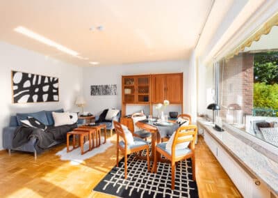 Essbereich der 2-Zimmerwohnung mit Loggia in Meerbusch