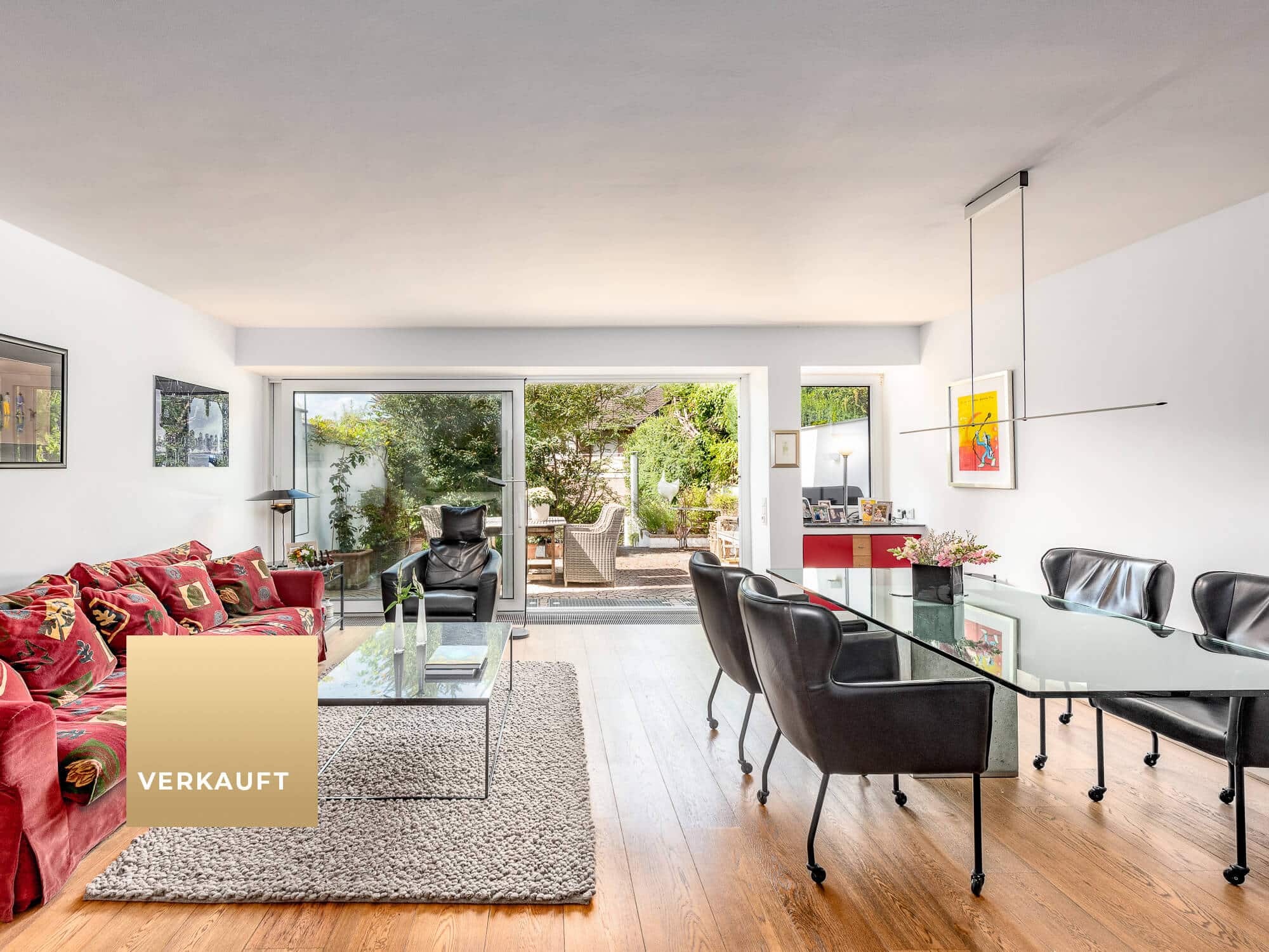 Bereits reserviert, Immobilien Hempel, Makler für den Verkauf Ihrer Immobilie in Duisburg, im Ruhrgebiet und am Niederrhein - moderniserten Reihenhaus mit großem Raumangebot in Duisburg-Hochheide am Uettelsheimer See