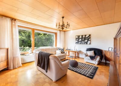 Wohnbereich zum einseitig angebauten Bungalow mit ausbaufähigem Dachgeschoss in Gladbeck-Rosenhügel