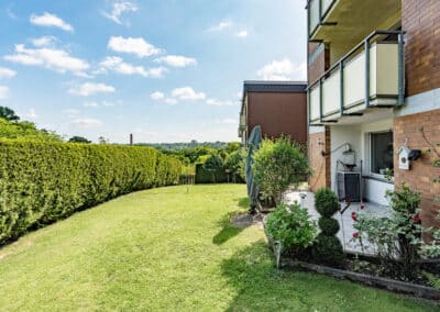 Großer Garten zur alleiningen Nutzung zu der Wohnung in Mülheim-Saarn zum Kauf