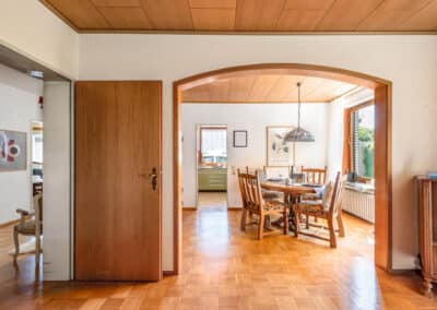 offene Grundrissgestaltung im einseitig angebauten Bungalow mit ausbaufähigem Dachgeschoss in Gladbeck-Rosenhügel