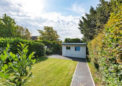 privater Garten mit Gartenhaus - Maisonette-Loftwohnung mit Dachterrasse und eigenem Gartenanteil im grünen Duisburg-Mündelheim zur Miete